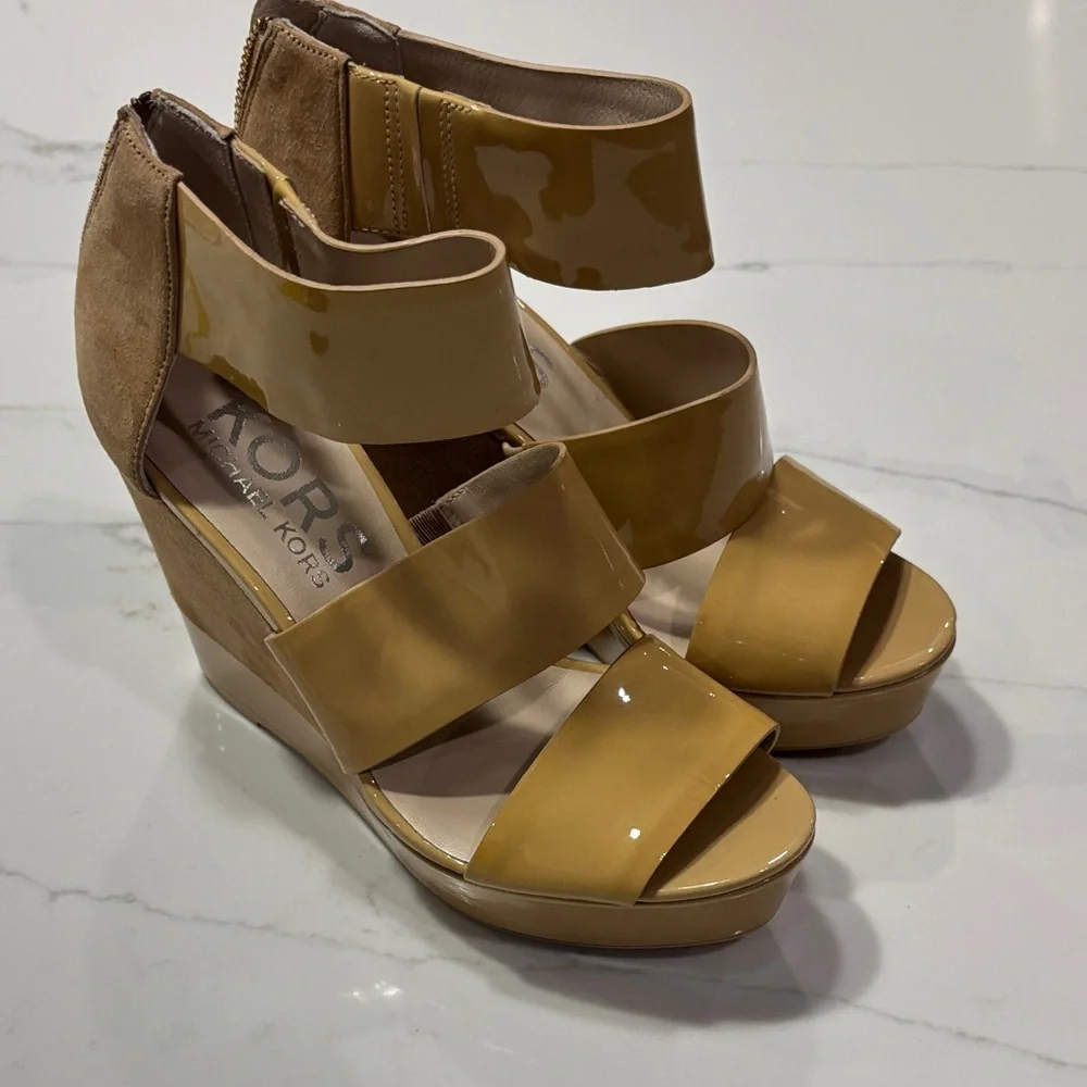 KORS Michael Kors strappy wedge
